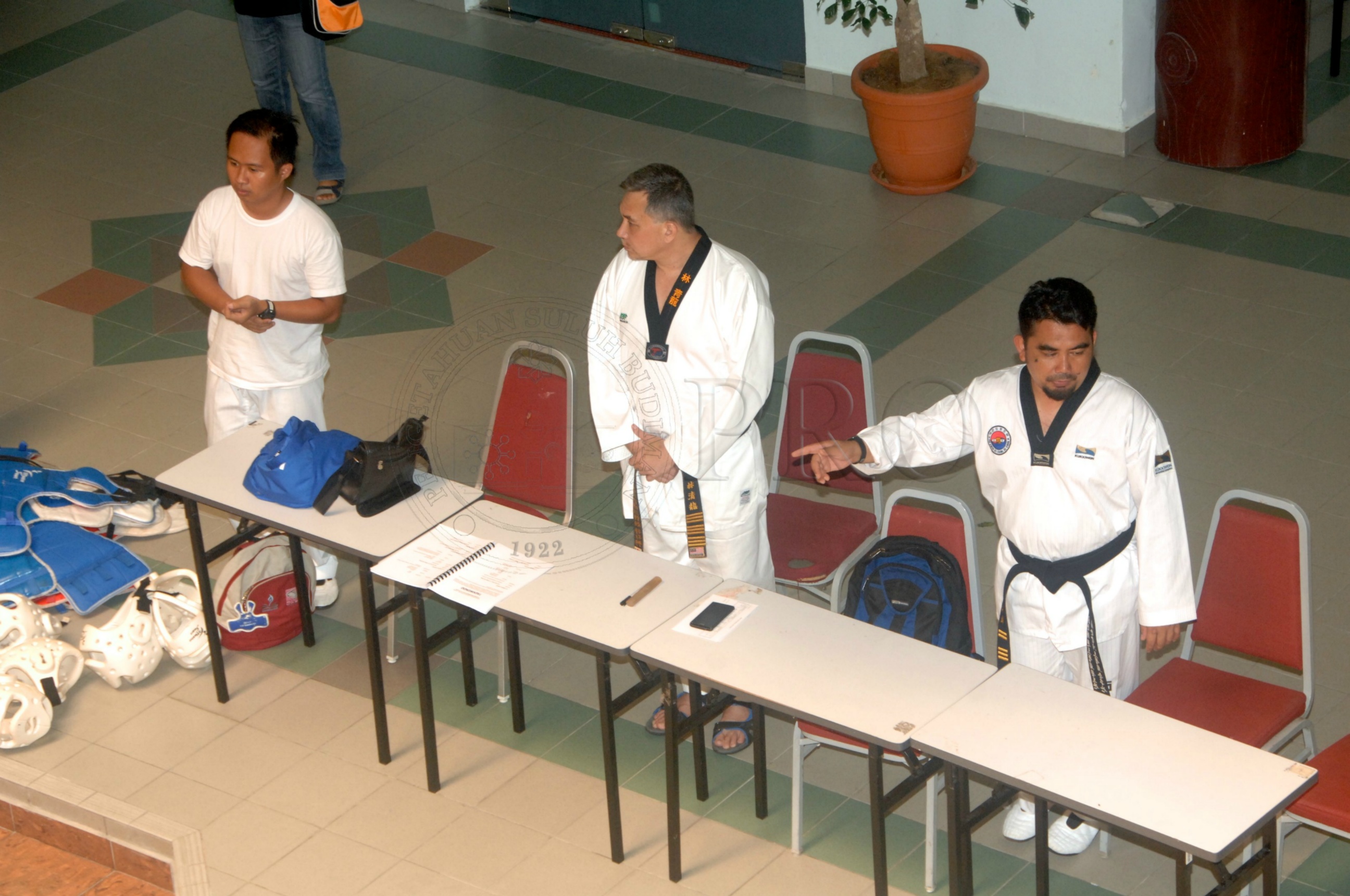 PRO 14 43 KKO IDA 1224